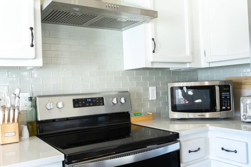 Waddle On Inn- Hot Tub, Pet Friendly, Fully Fenced, 5 Blocks To Beach! Ocean Park Exterior foto